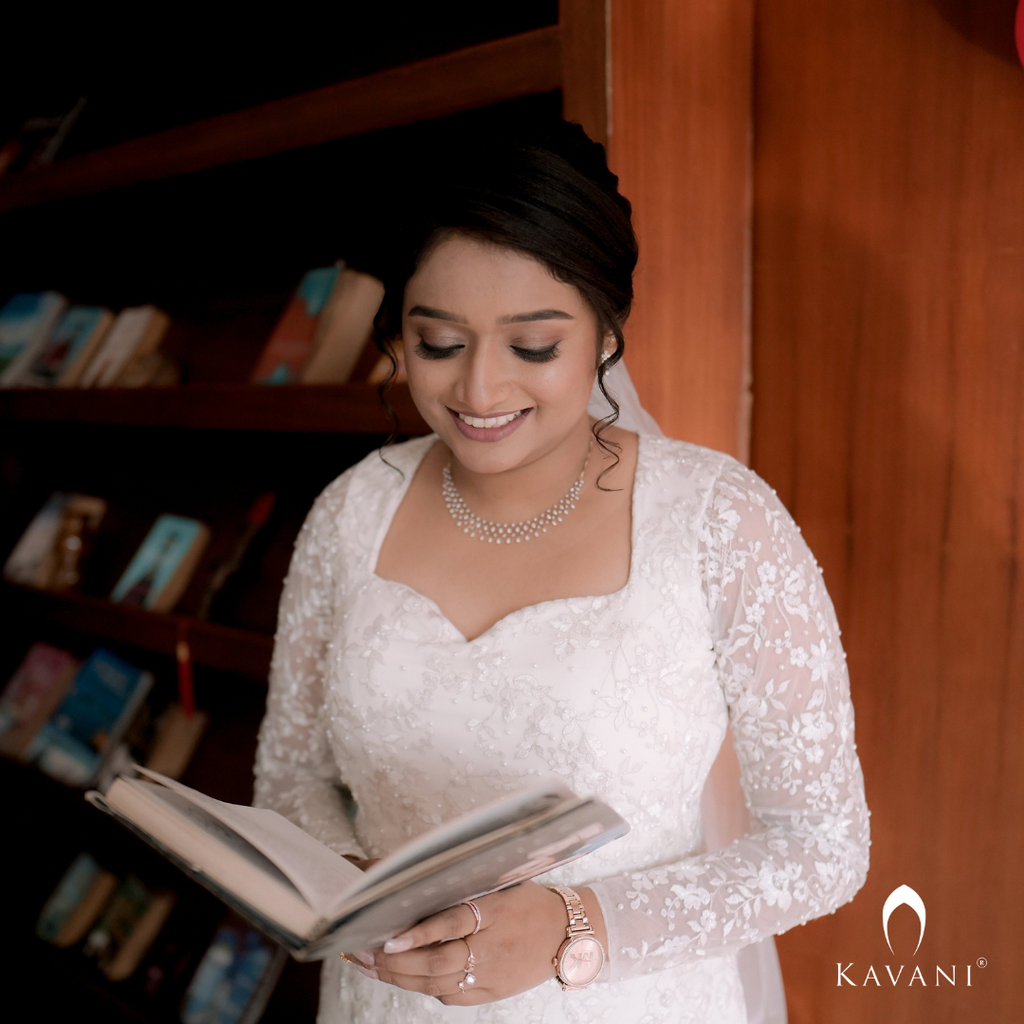 Our beautiful bride in stunning looking bridal mermaid gown