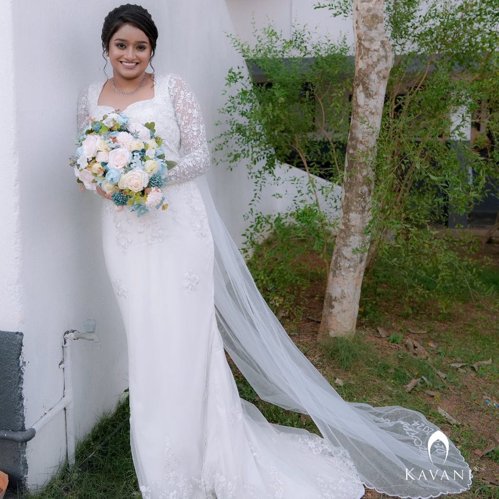 Our beautiful bride in stunning looking bridal mermaid gown
