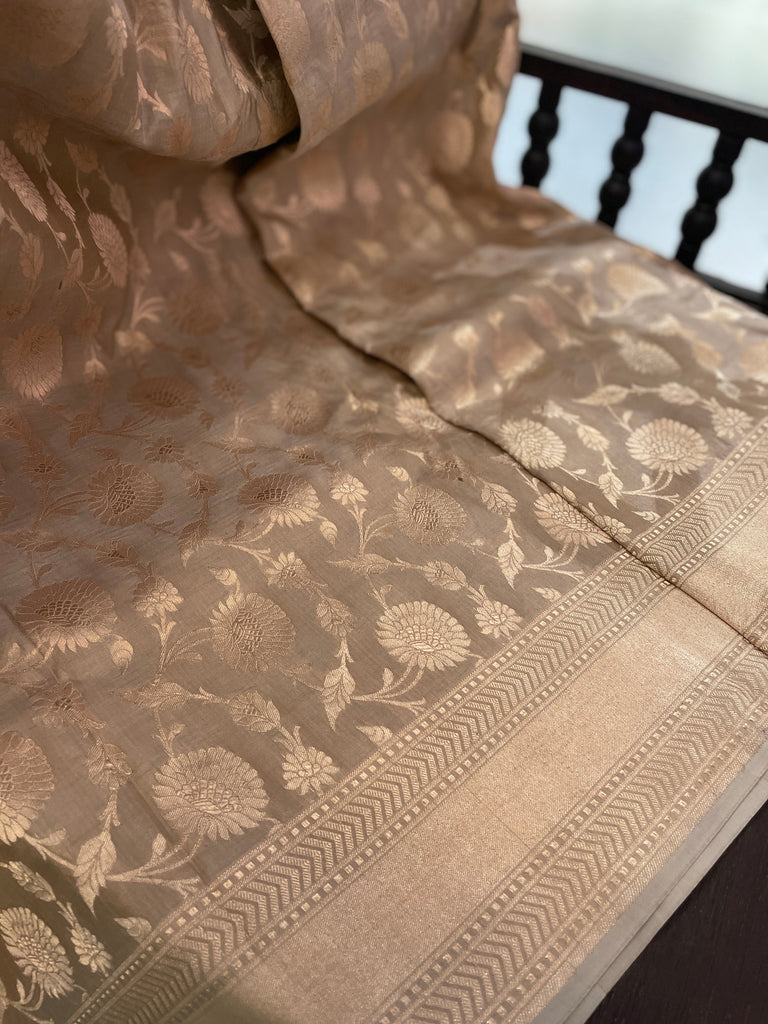 Signature bridal banarasi saree in nude tone Intricately Jeri Woven