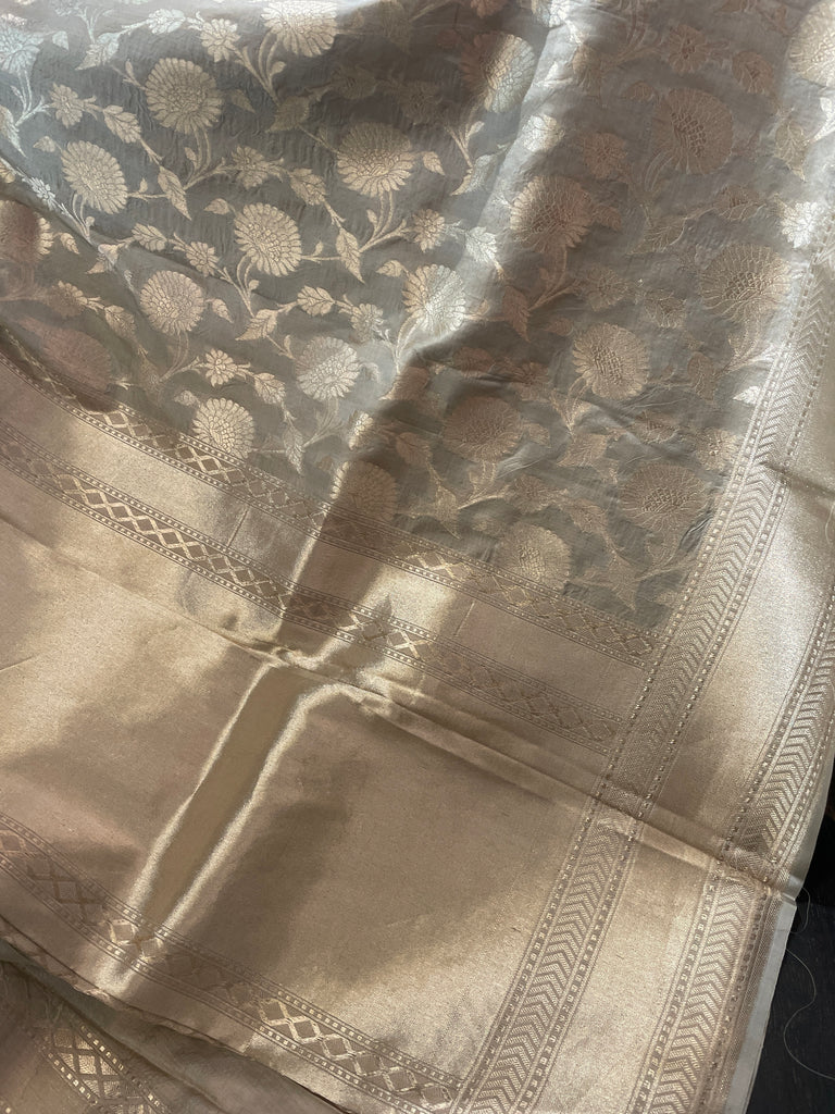 Signature bridal banarasi saree in nude tone Intricately Jeri Woven