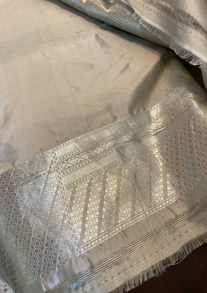 signature bridal banarasi saree in grey tone silver Jeri Woven