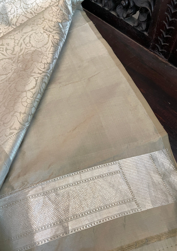 Signature bridal banarasi saree in grey tone Intricately floral Jeri Woven