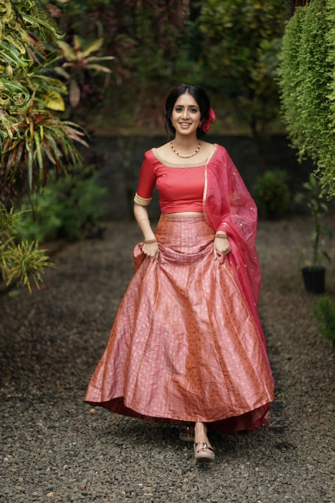 Signature bridal Banarasi Lehenga In Pink Shade With Hand Embroidery