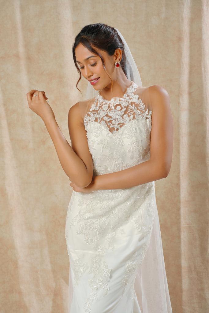 Floral Lace Embellished Sleeveless Halter Neck Mermaid Straight Gown with Long Trail