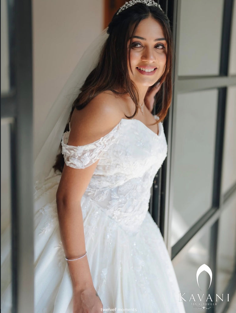 Enchanted Princess Ball Gown Wedding Dress with Floral Embroidery