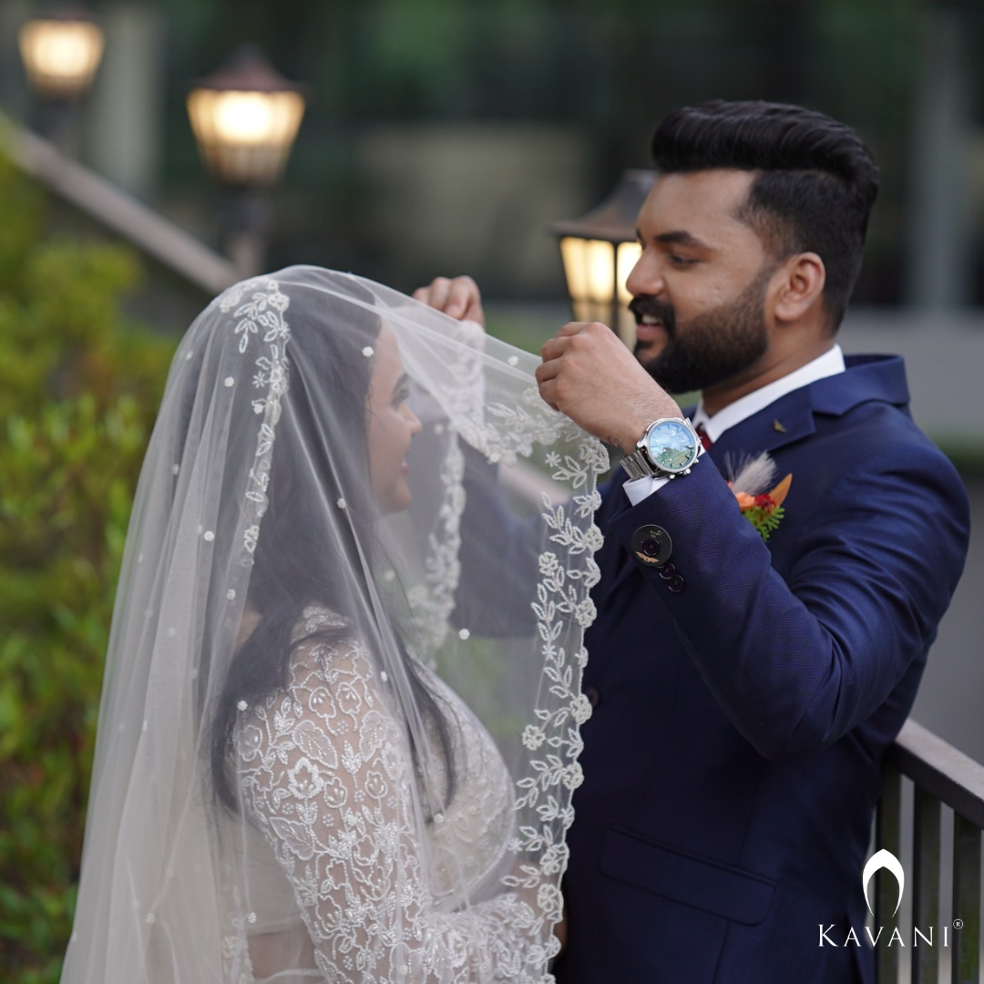 Our bride stephy in her stunning and elegant looking bridal saree and with beautiful hand embroidery and embellished 3D work