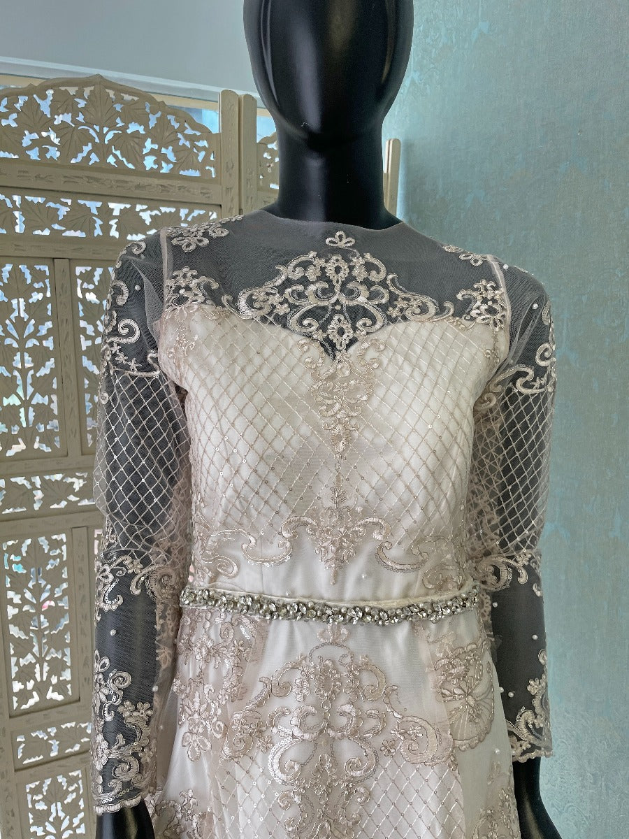Sleeveless High Neck Lace Wedding Gown 2022 – loveangeldress