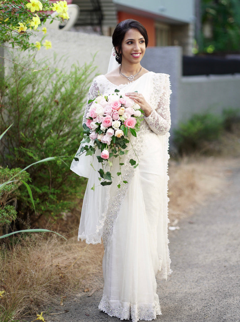 Bride with white saree Clearance