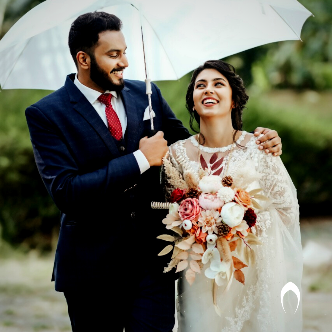 Pin by Francita Fernando on Wedding | Christian bridal saree, Christian  wedding sarees, Christian wedding gowns